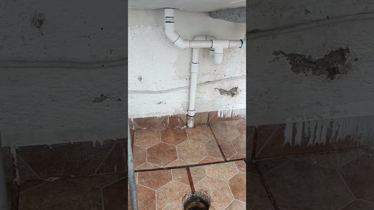 Cómo ajustar la puerta del horno que roza al cerrar en Málaga